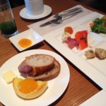 パレスホテル 東京で朝食（グランド キッチン）で皇居パワーをいただく